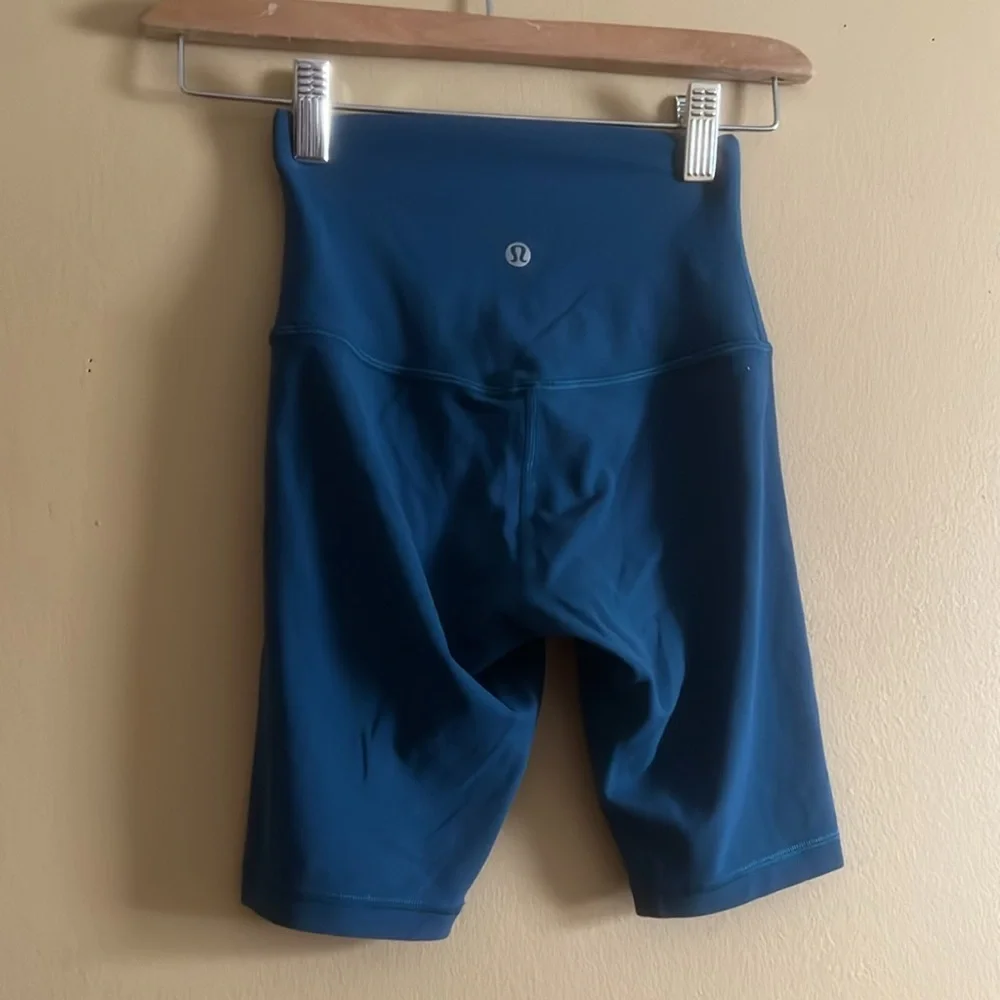 8” lululemon short - Picture 2 of 3